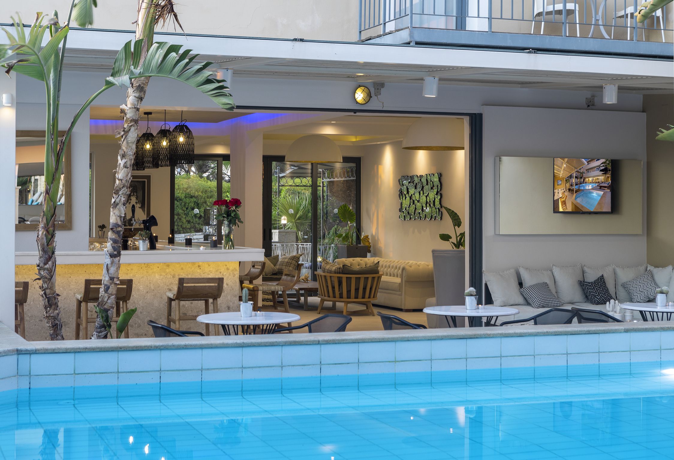 La Stella Suites