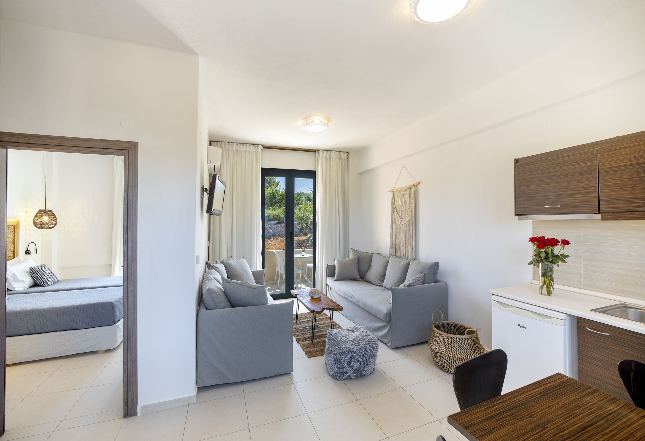 La Stella Suites