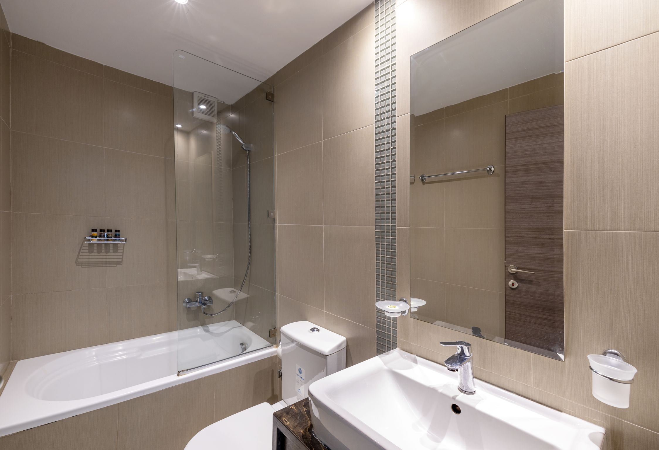 La Stella Suites