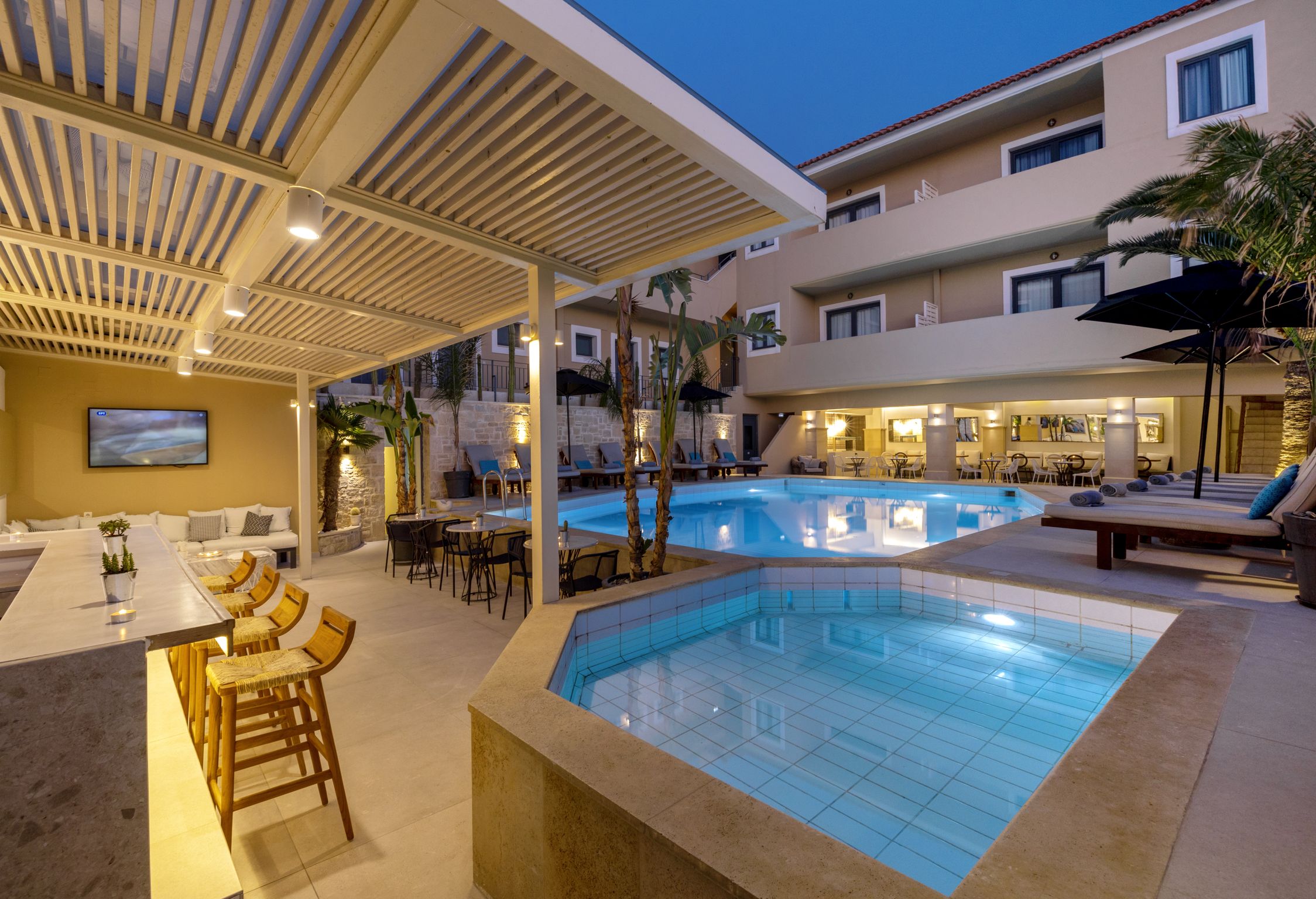 La Stella Suites