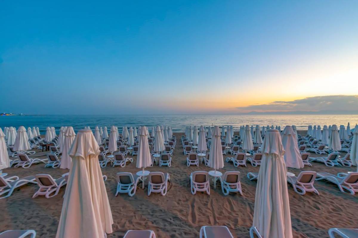 Sandy Beach Hotel