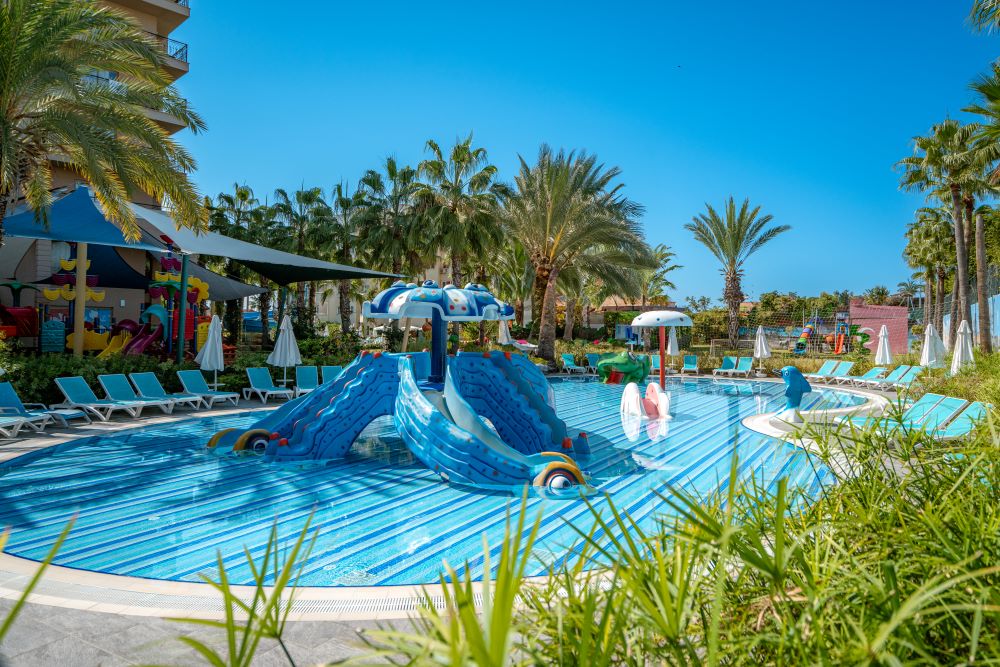 Club Sun Heaven Family Hotel