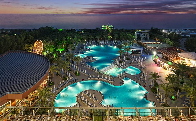 Delphin Palace