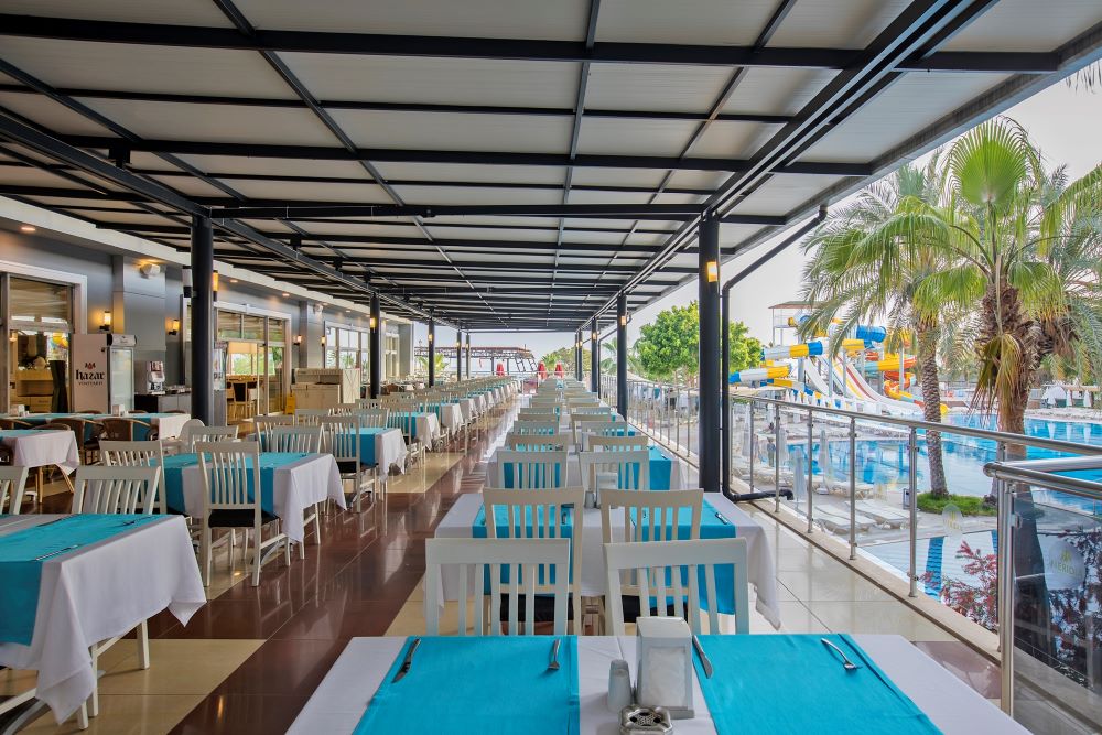 MERIDIA BEACH HOTEL