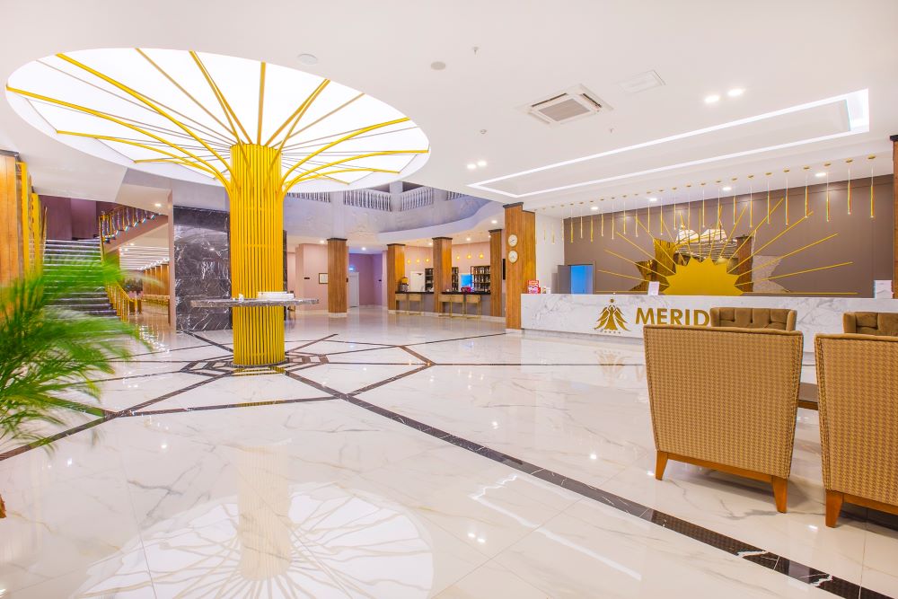 MERIDIA BEACH HOTEL
