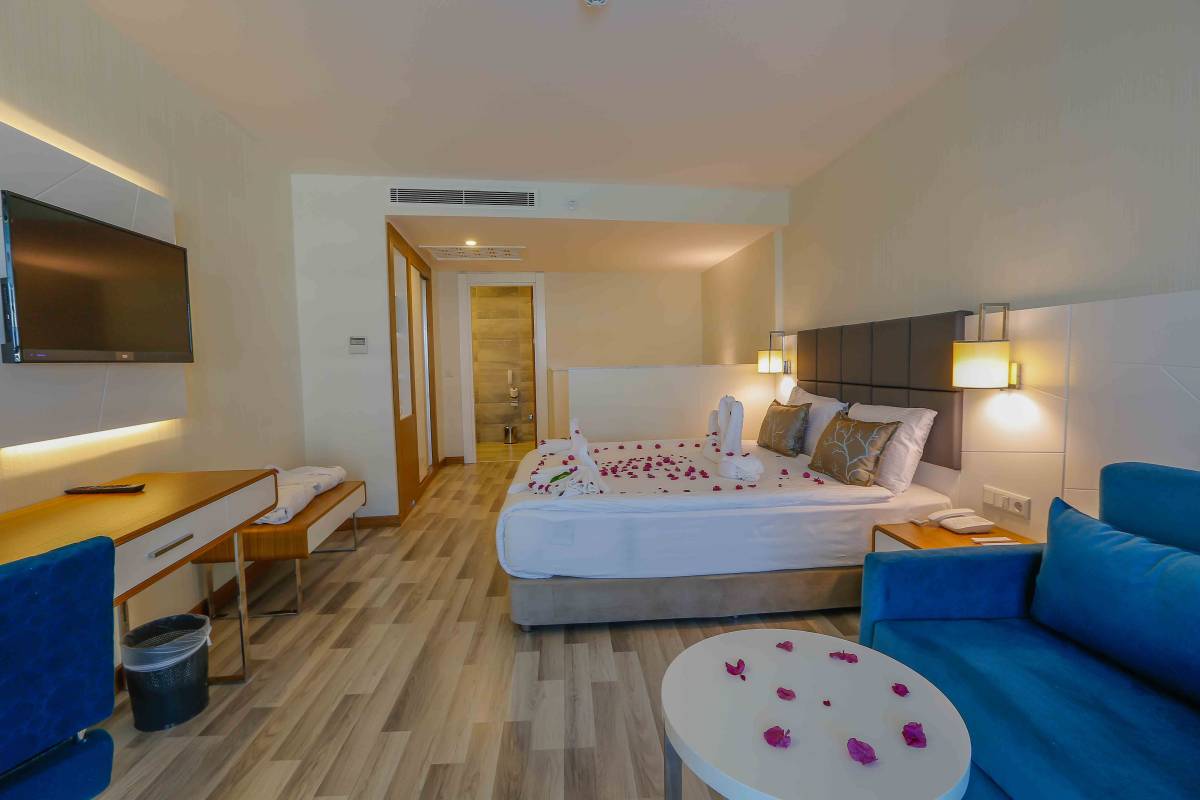 Club Hotel Turan Prince World