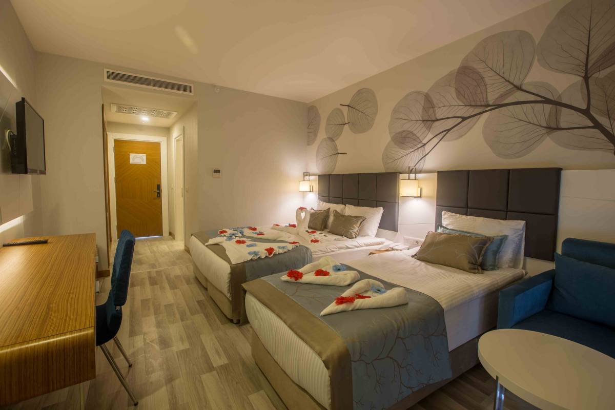 Club Hotel Turan Prince World