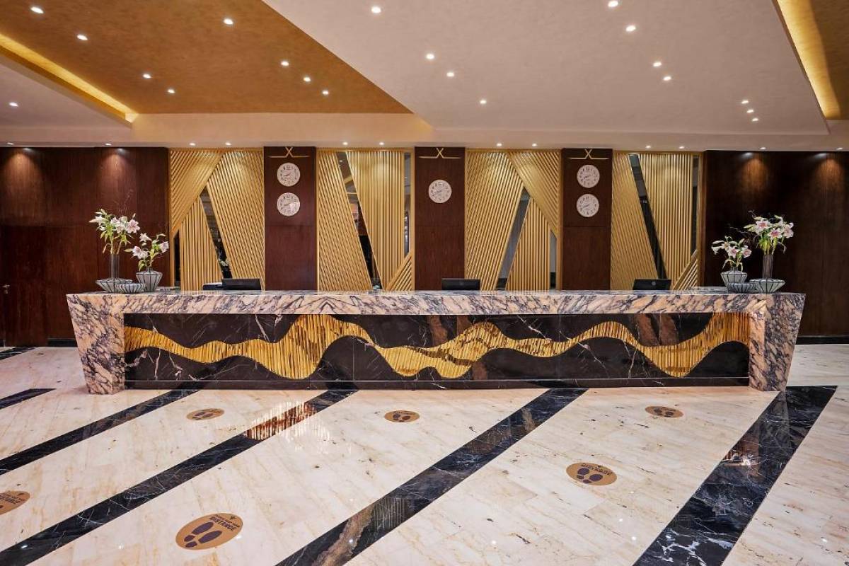 Rixos Premium Magawish Suites & Villas