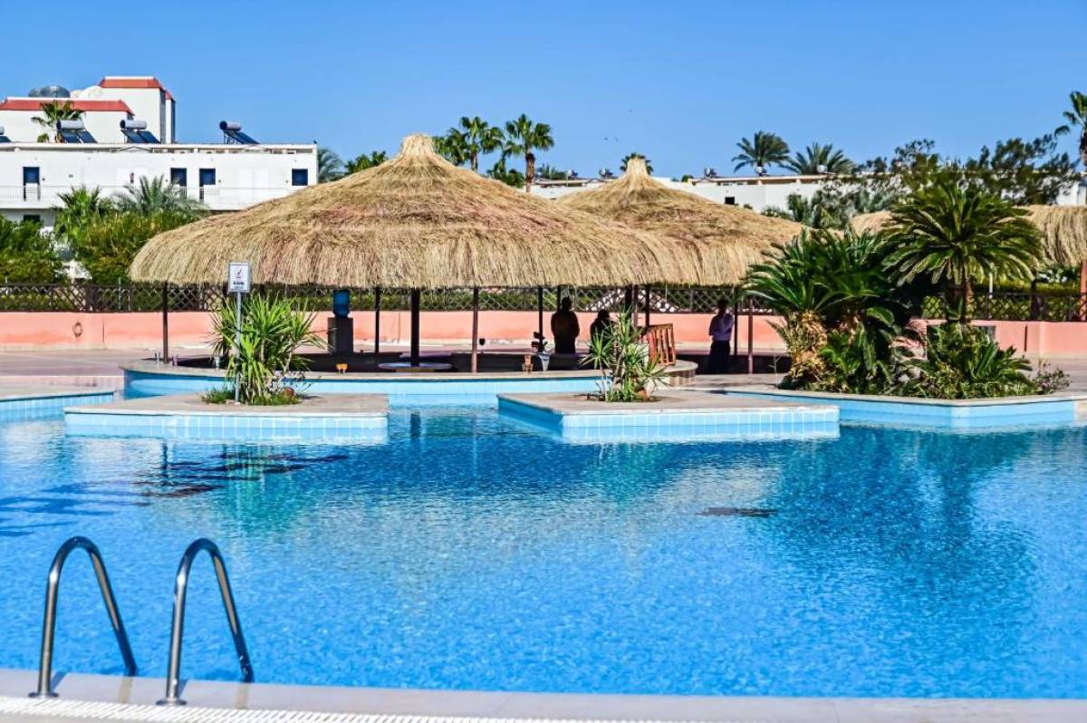 Eagles Paradise Abu Soma Resort