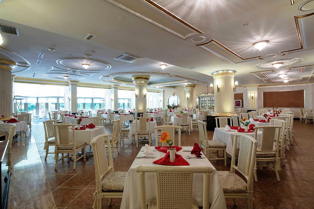 Sunrise Queen Resort Hotel