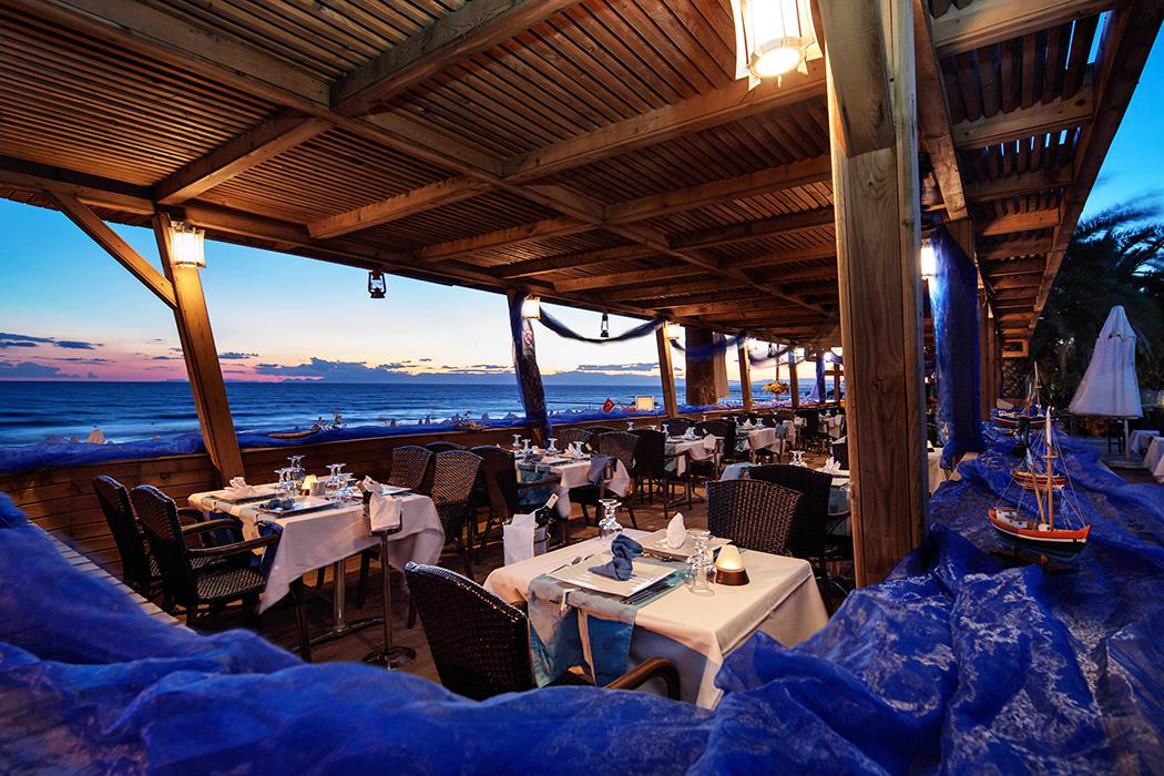 Sunrise Queen Resort Hotel