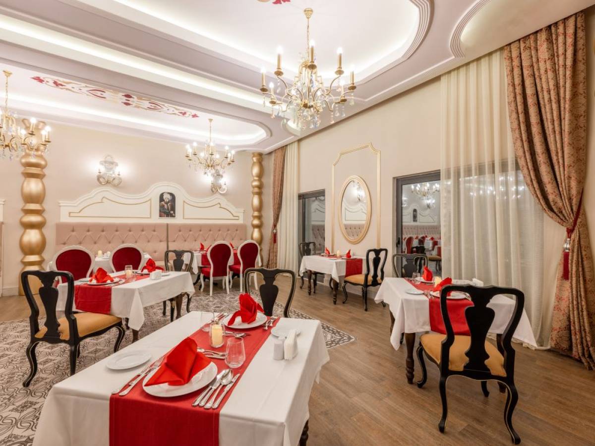 Diamond Premium Hotel & Spa