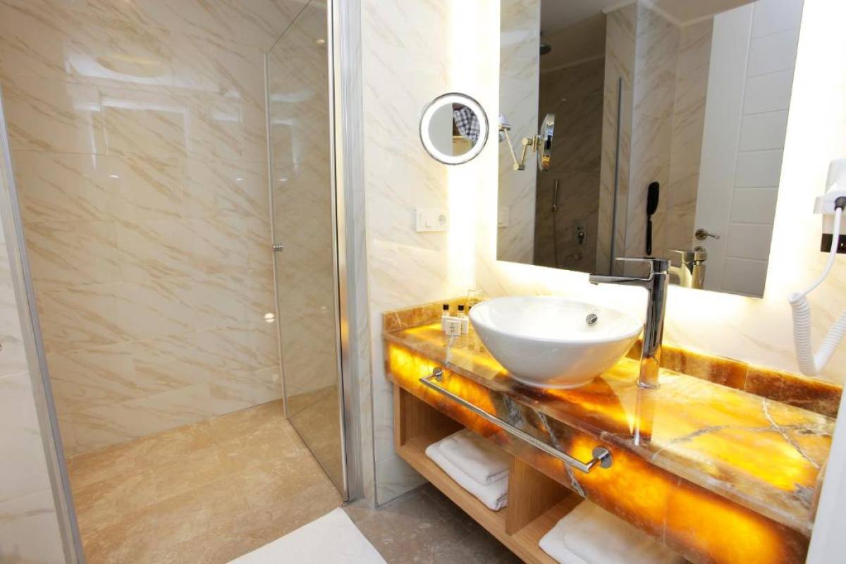 Kleopatra Aytur Suit Hotel
