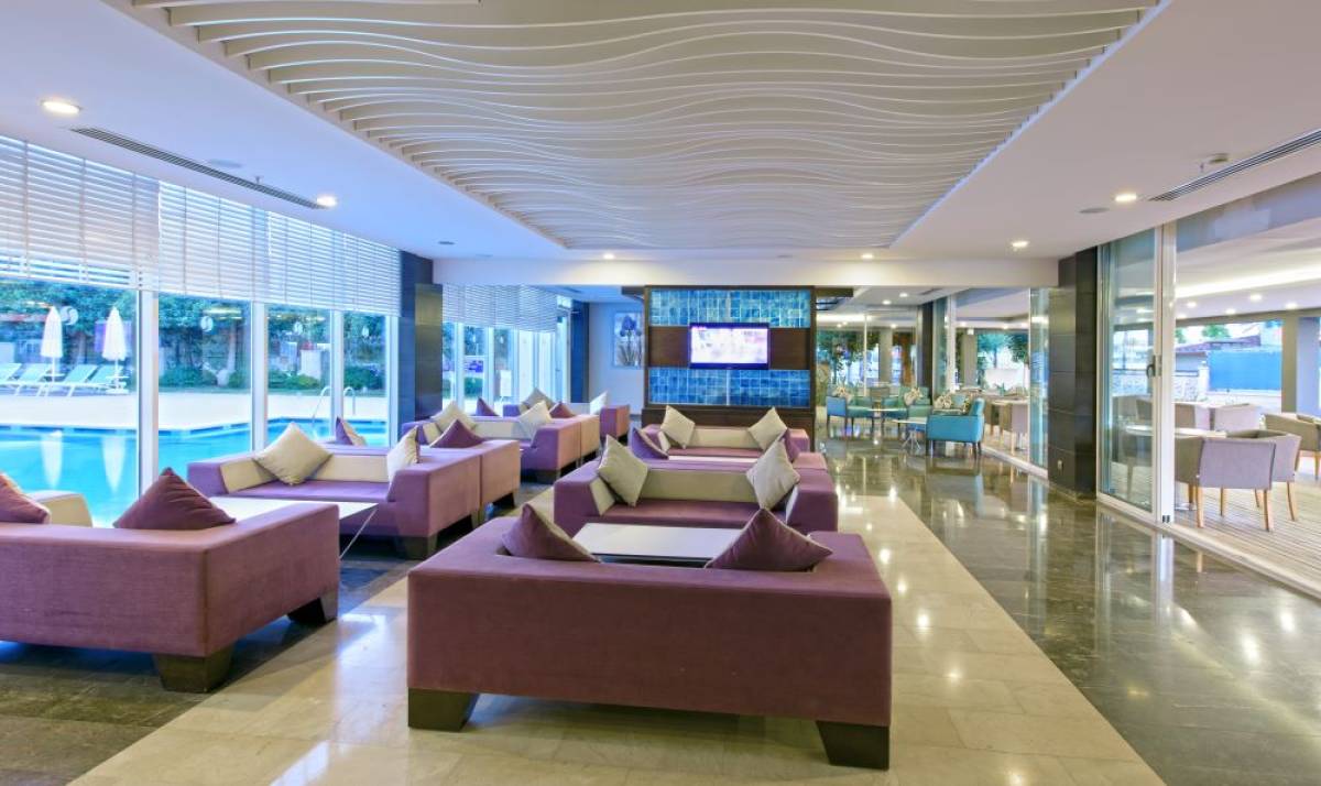 Lonicera West Hotel