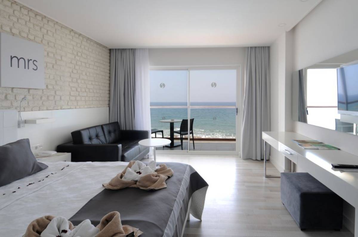 Lonicera West Hotel