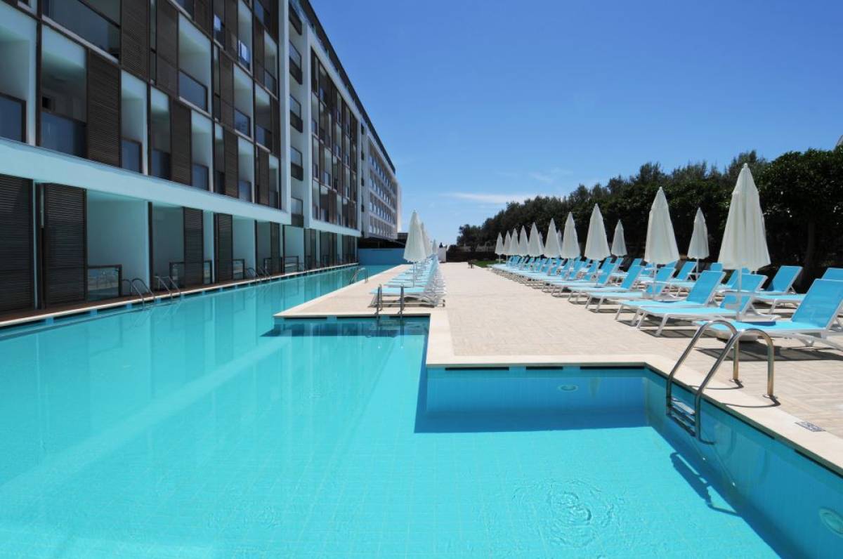 Lonicera West Hotel