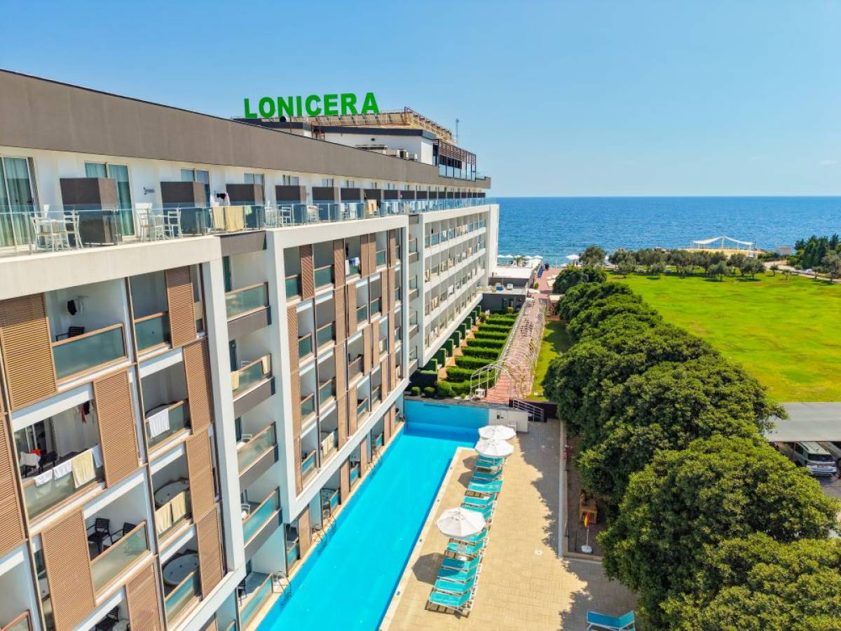 Lonicera West Hotel