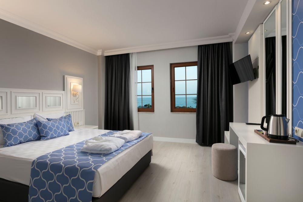 Euphoria Barbaross Beach Resort (Ex. Loxia Side)