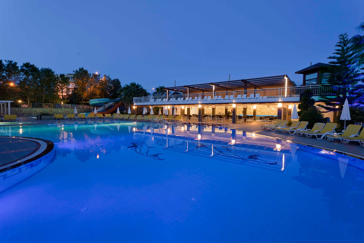 CLUB MERMAID VILLAGE