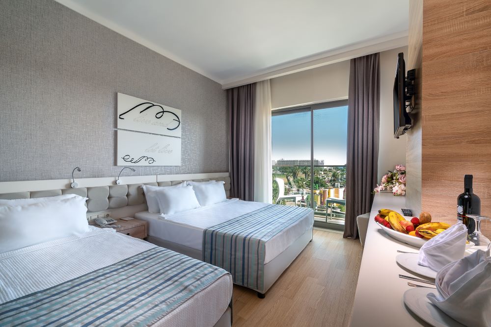 ORFEUS QUEEN HOTEL