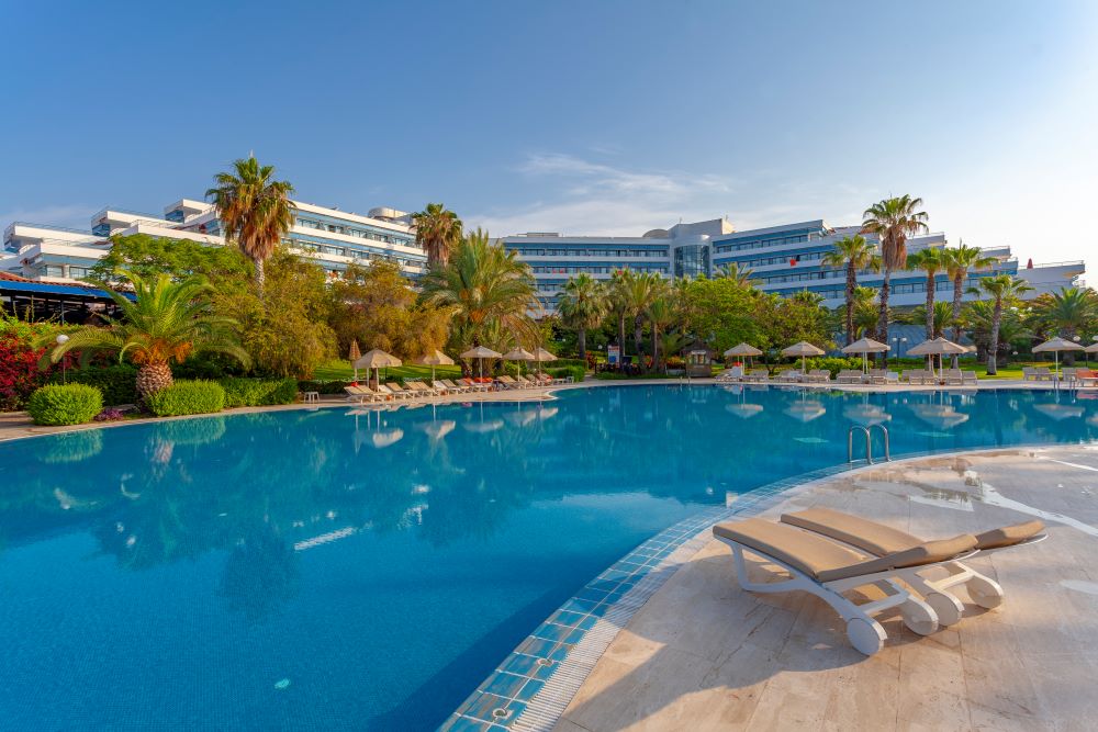 Sunrise Resort Hotel