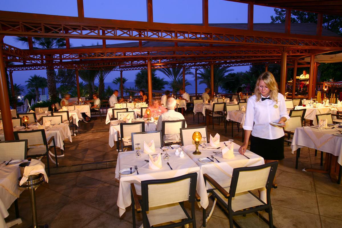 Golden Coast Beach Hotel