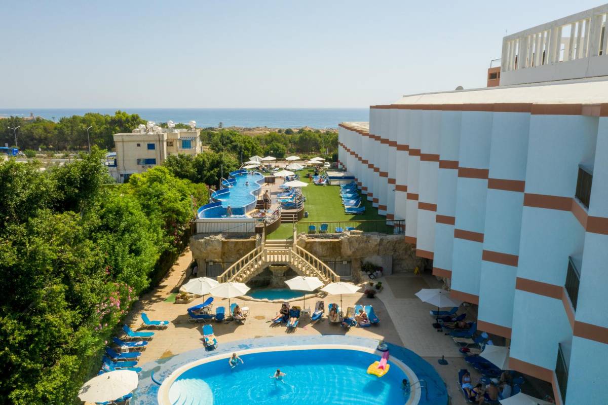 Avlida Hotel