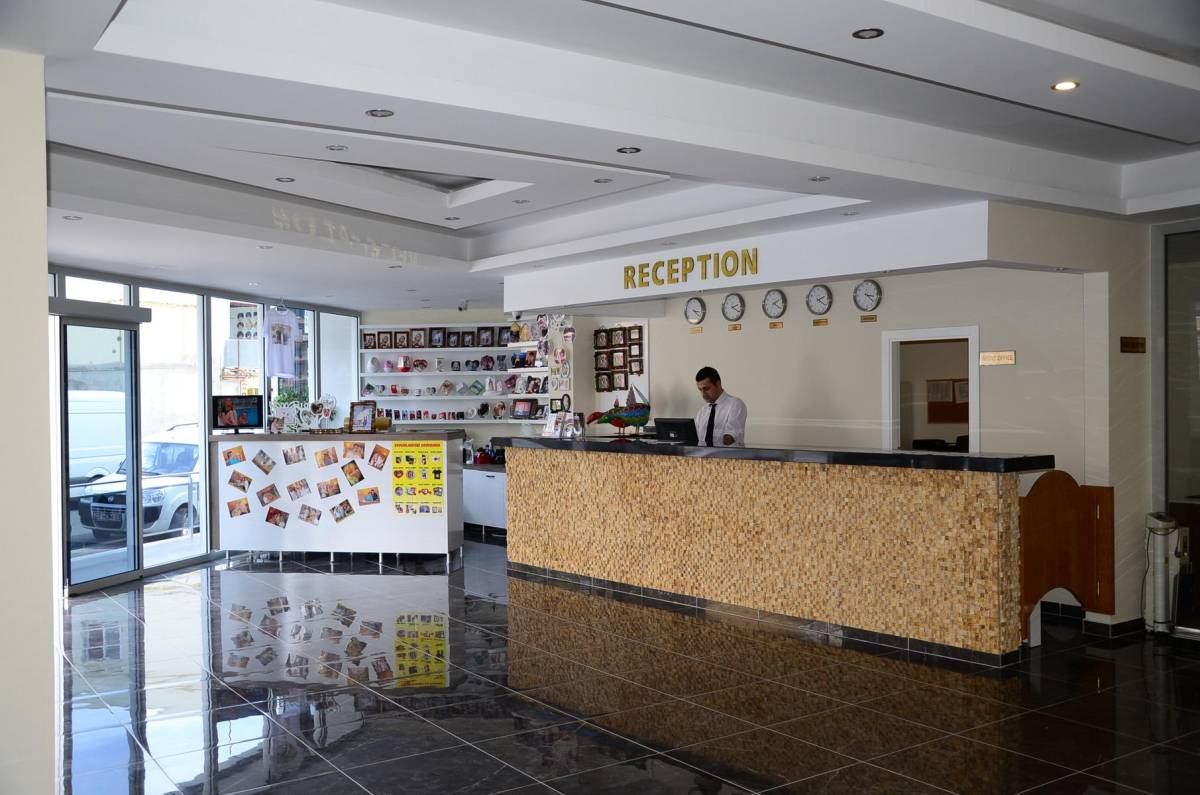 Acar Hotel