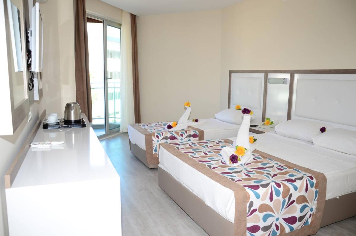 Acar Hotel