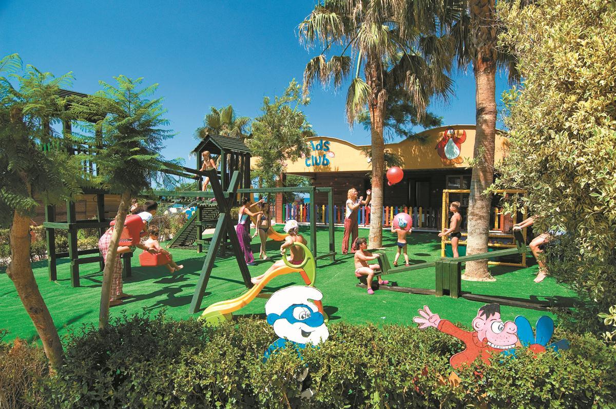 Aydinbey Famous Resort