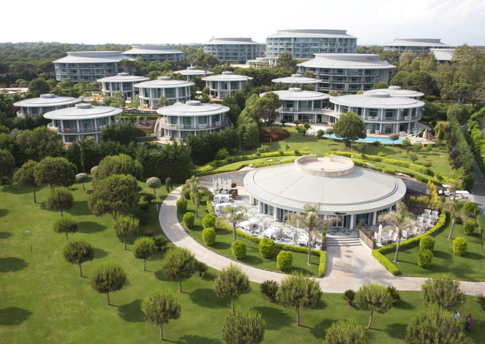CALISTA LUXURY RESORT VIP ROOMS