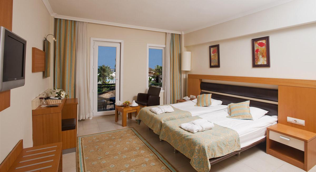 Crystal Flora Beach Resort & Spa