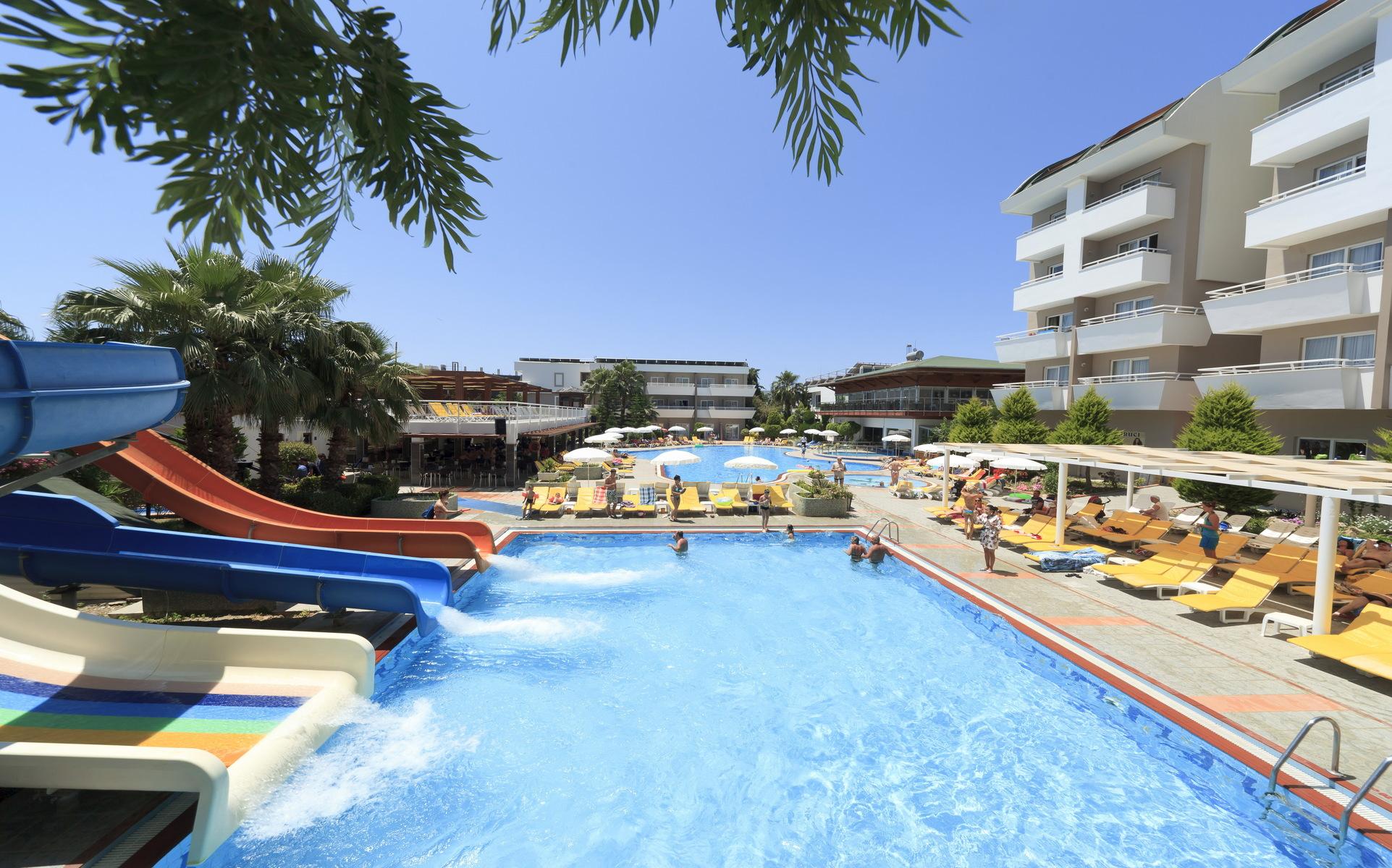 CLUB MERMAID VILLAGE