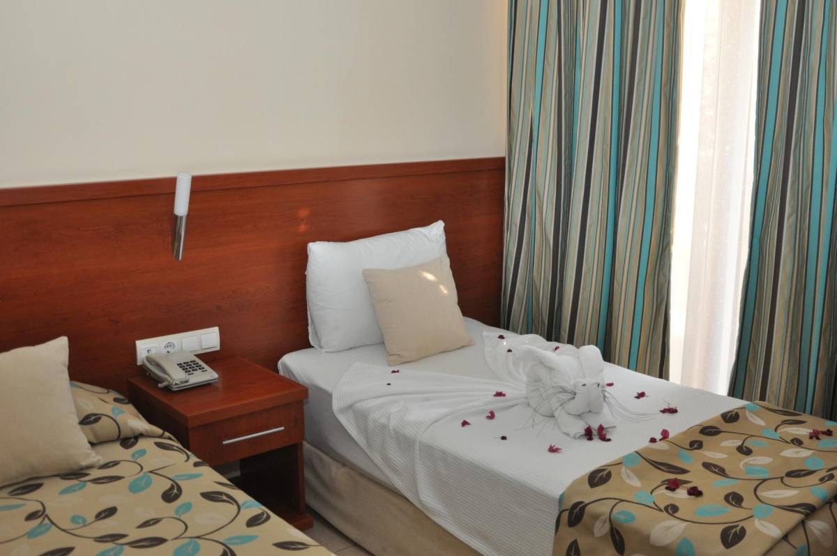 Selenium Hotel