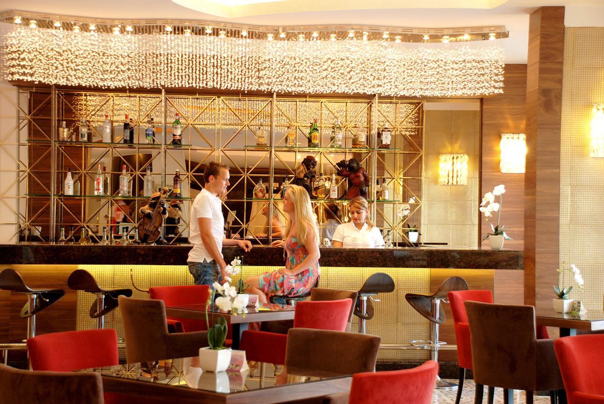 Grand Okan Hotel