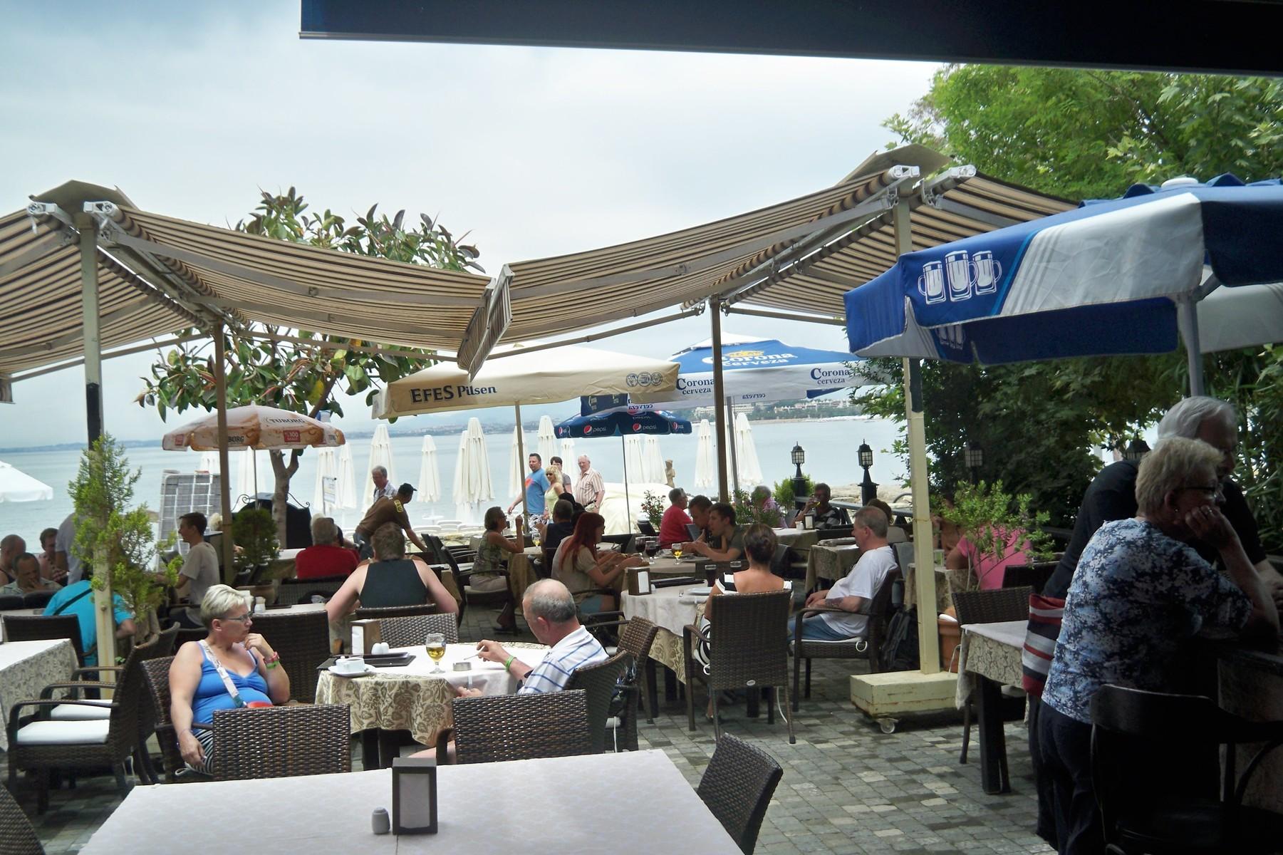 Leda Beach Hotel