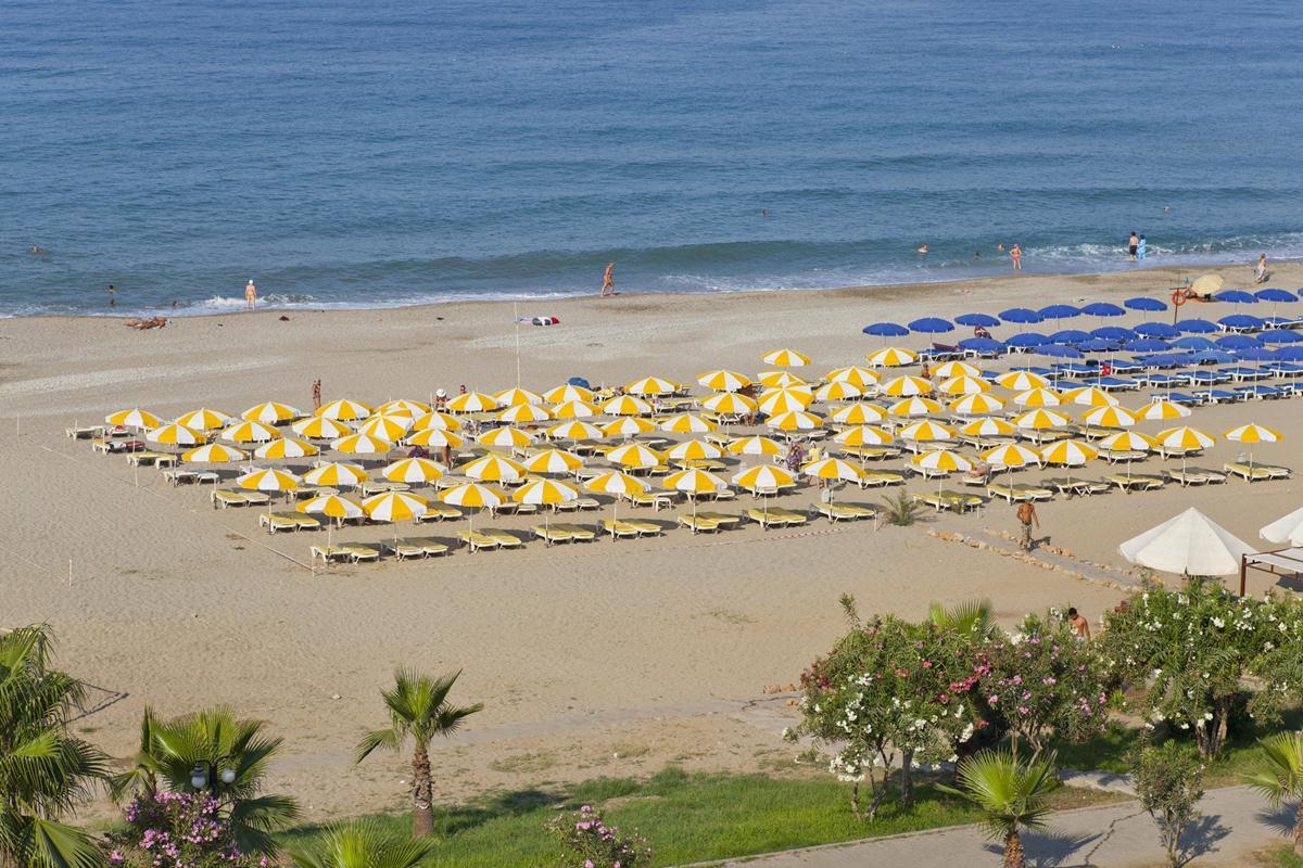 Monte Carlo Hotel