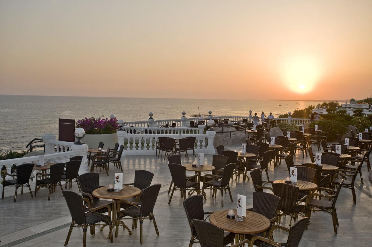 Sunrise Queen Luxury Resort & Spa