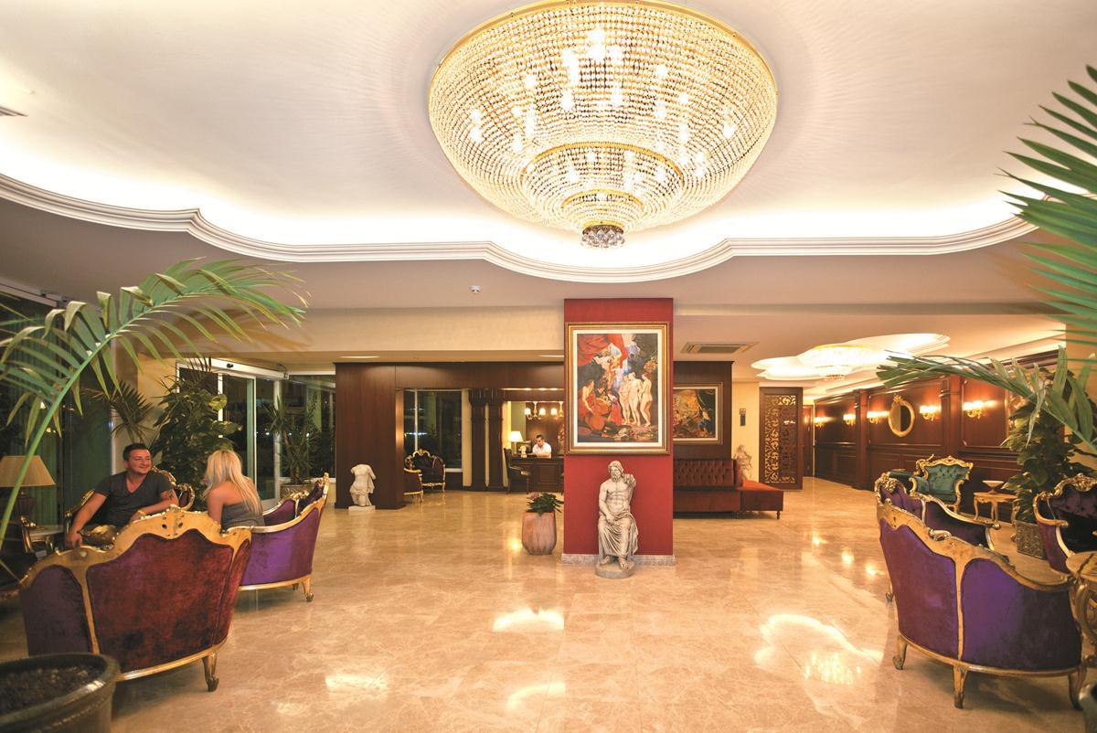 Antique Roman Palace Boutique