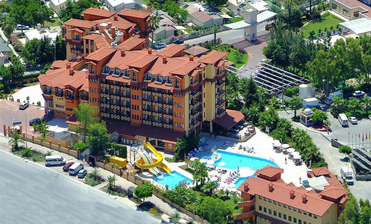 Villa Side
