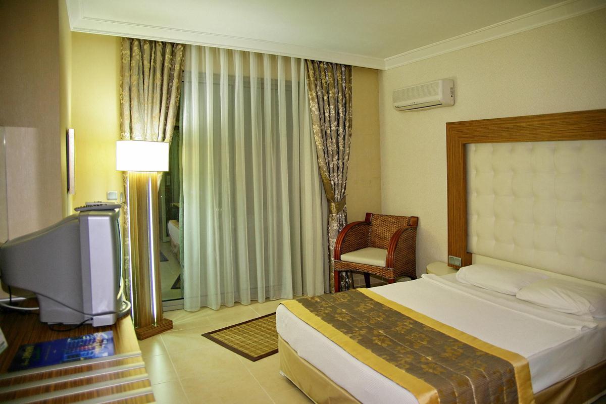 GRAND ZAMAN GARDEN & ANNEX HOTEL