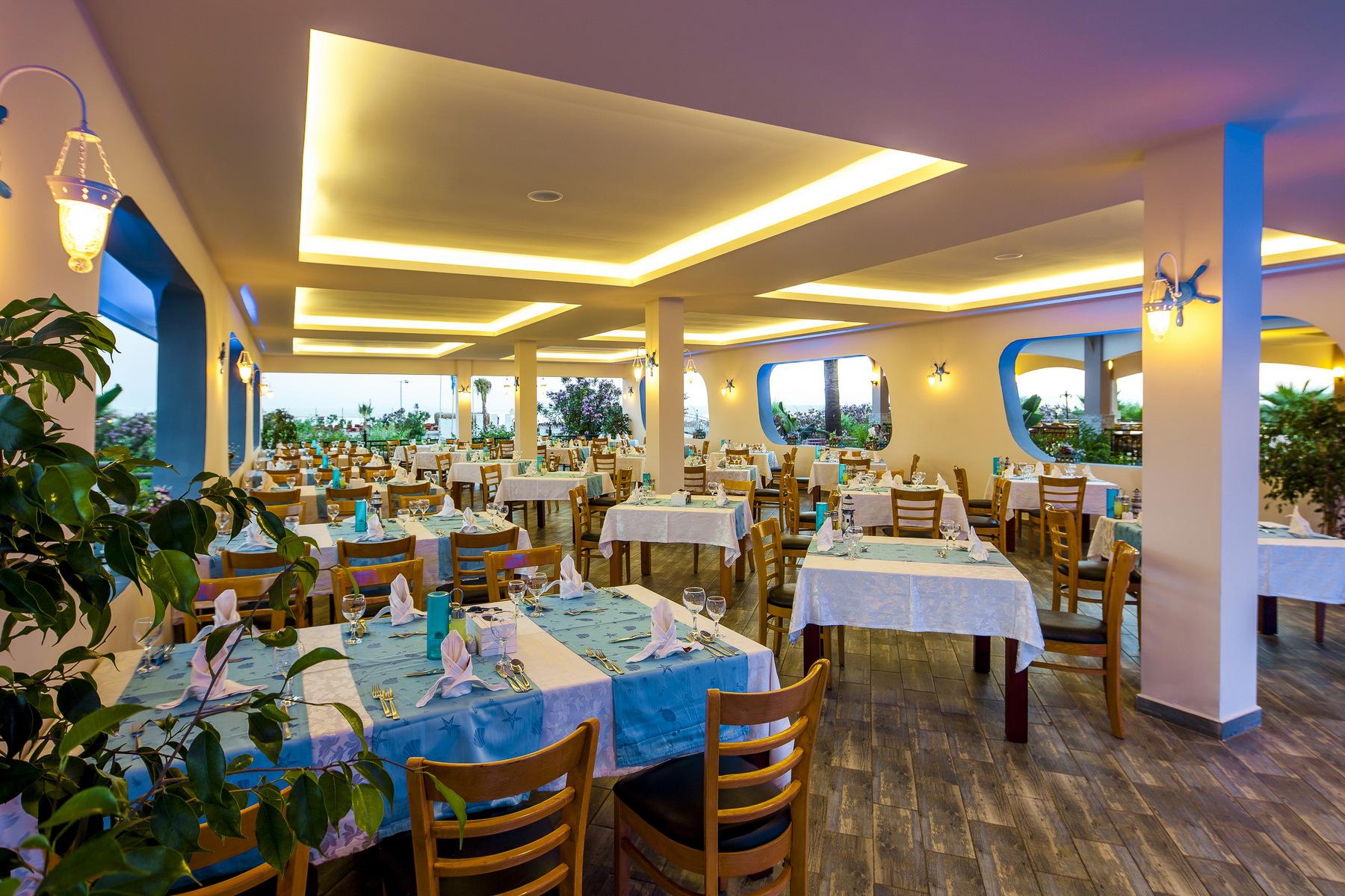 Club Hotel Turan Prince World