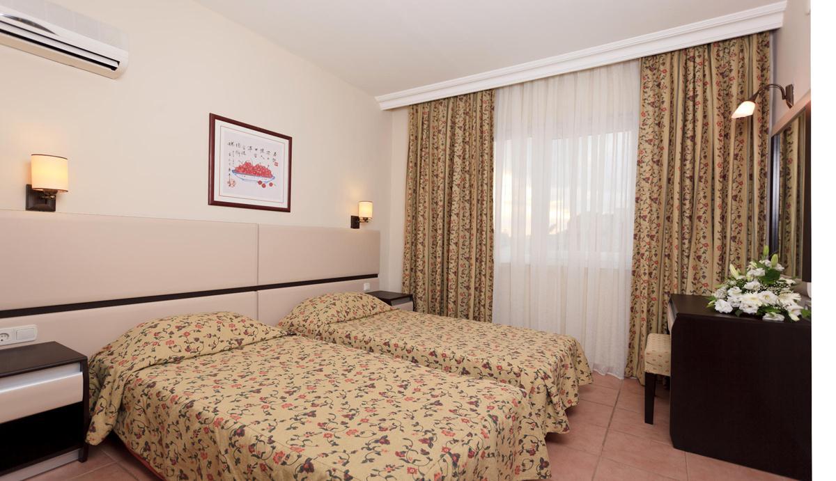 Royalisa City Apart Hotel