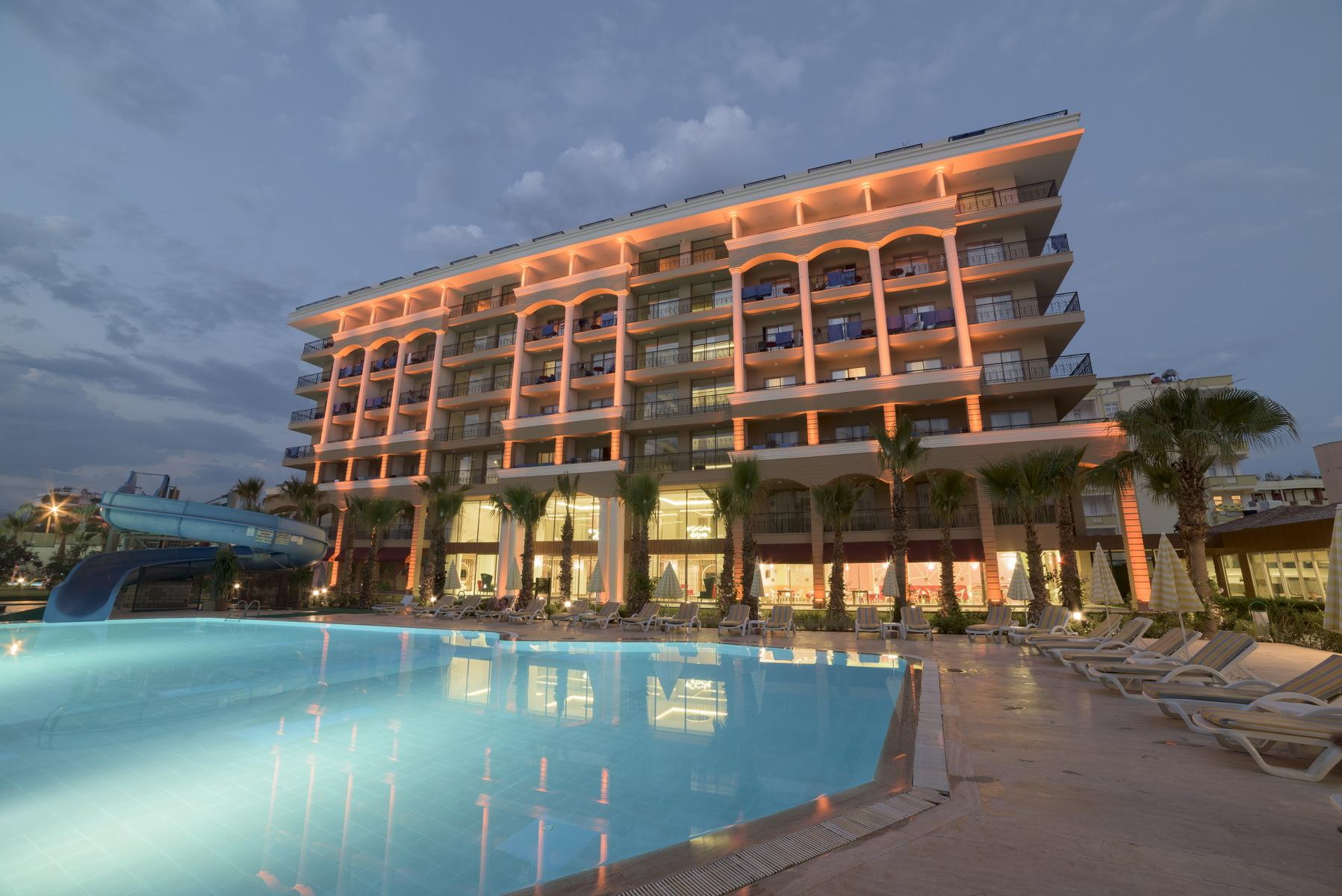 Club Sun Heaven Family Hotel