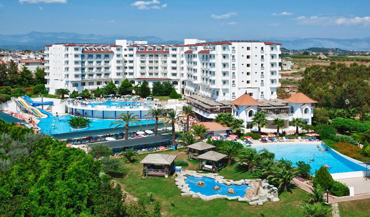 Serenis Hotel