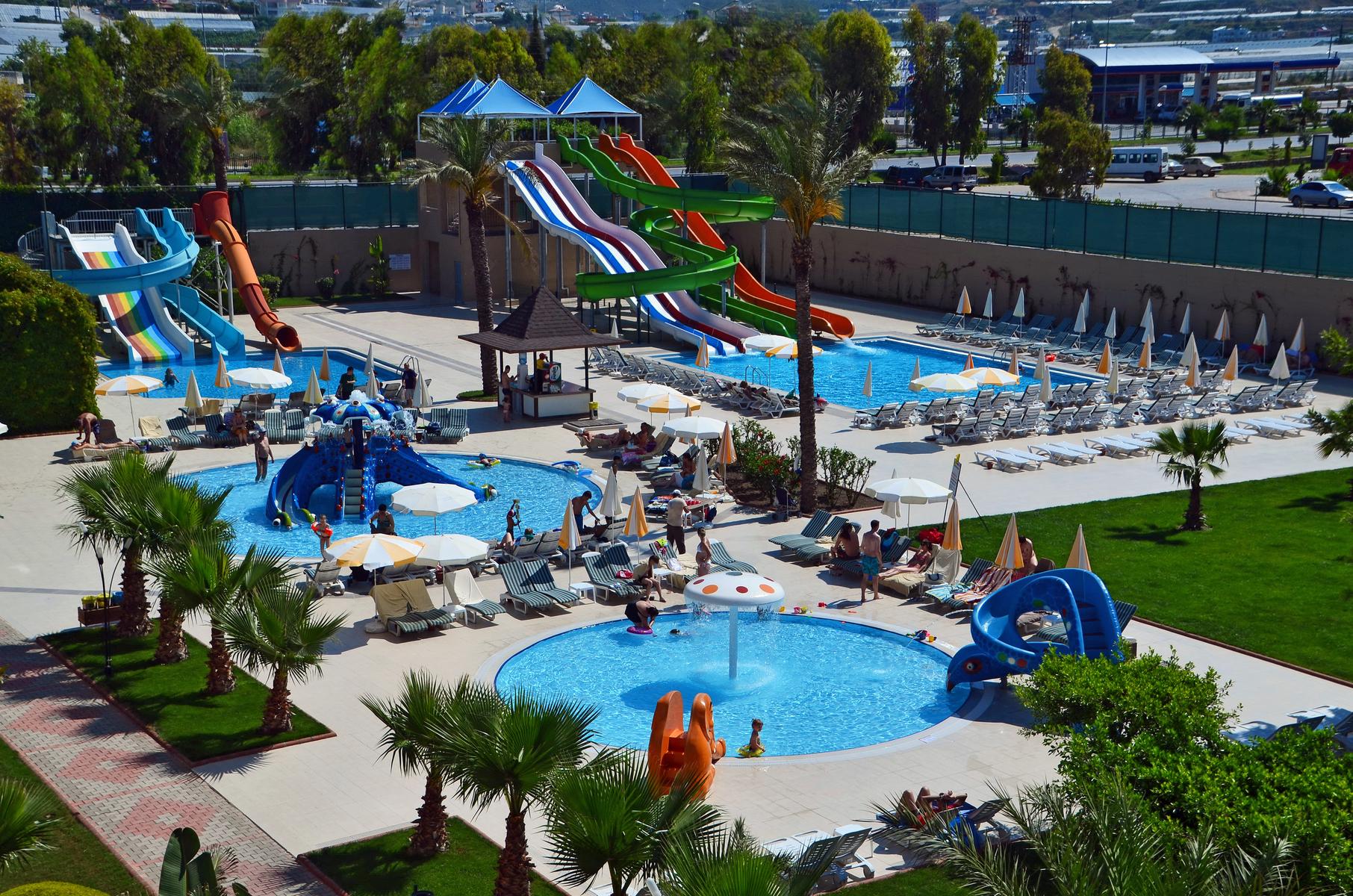 Royal Garden Beach Ex: Royal Select & Suite Hotel