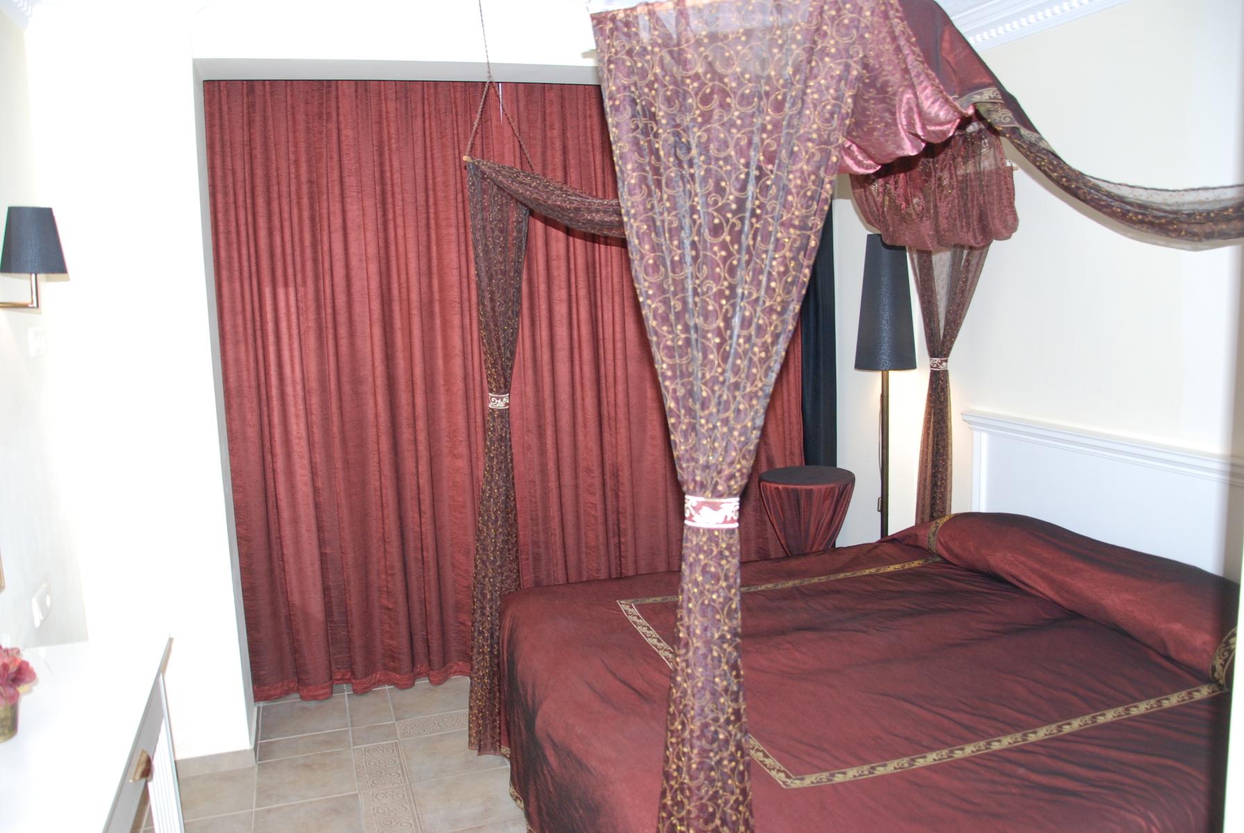 Connys Boutique