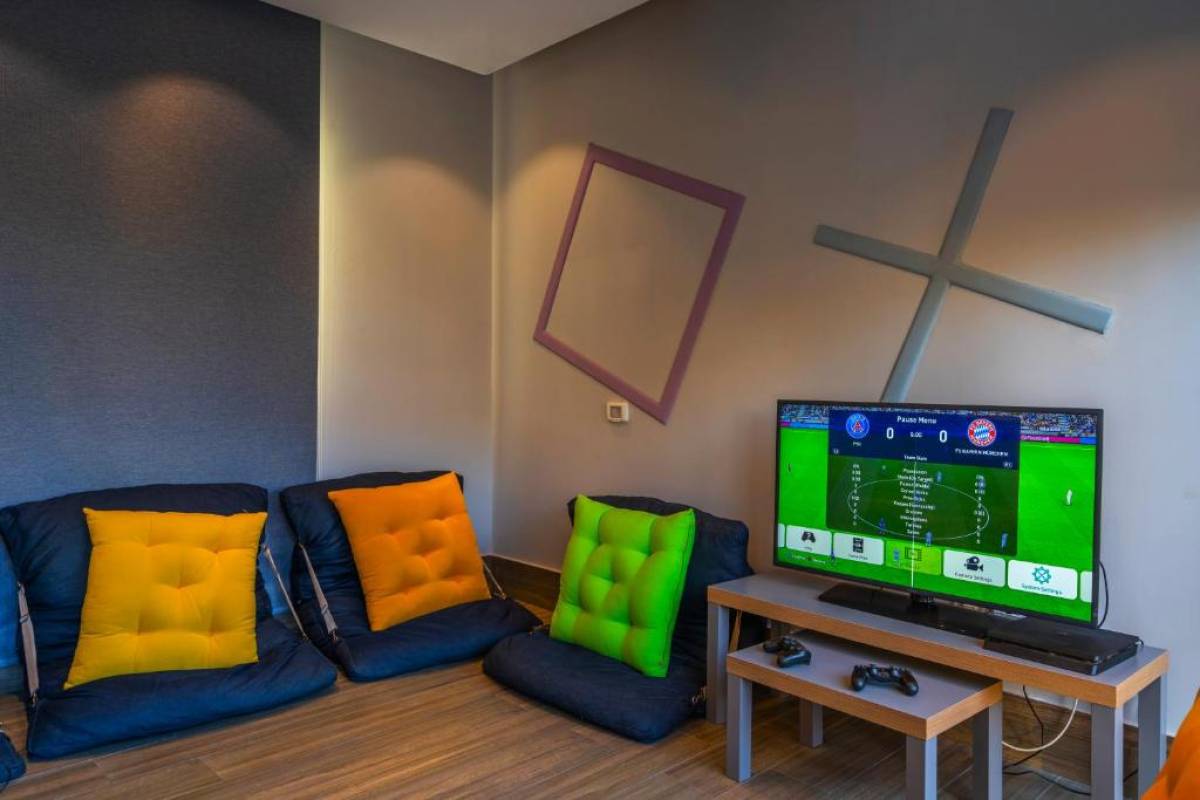 Rixos Premium Magawish Suites & Villas
