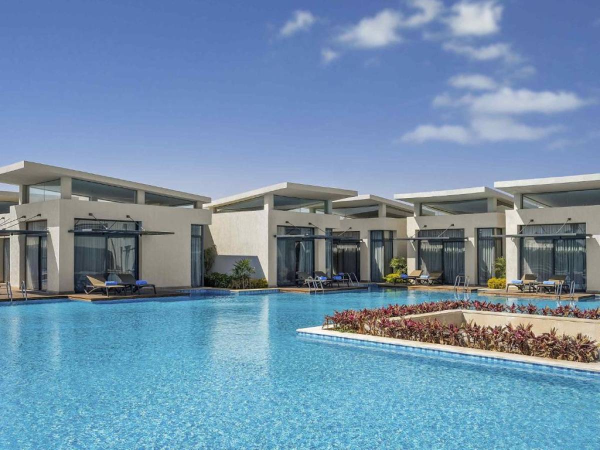 Rixos Premium Magawish Suites & Villas