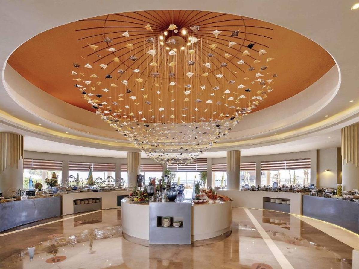 Rixos Premium Magawish Suites & Villas